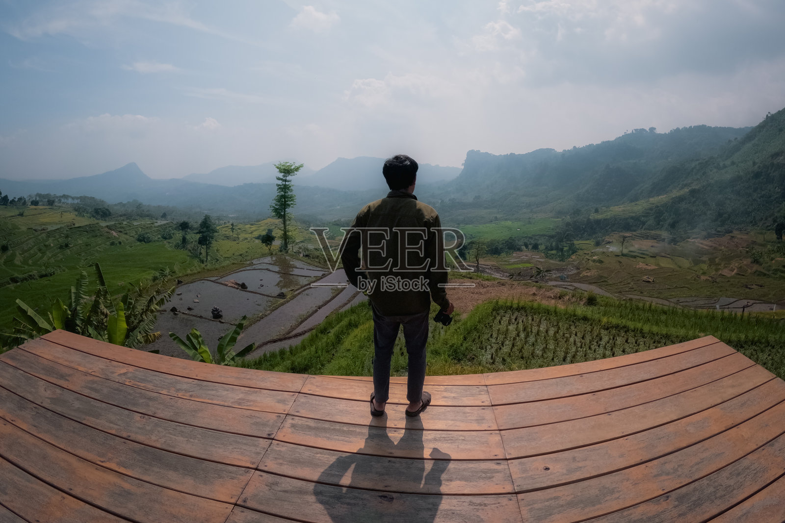 人与自然照片摄影图片