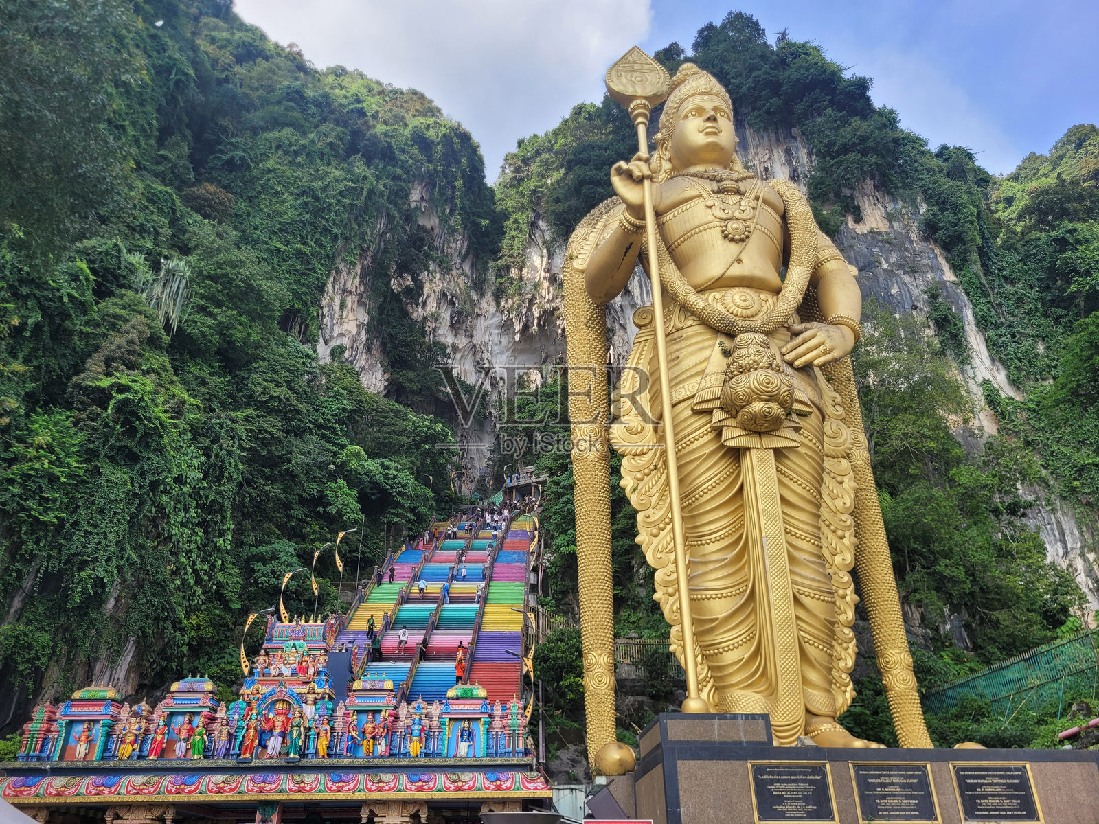 马来西亚吉隆坡的巴图洞穆鲁干寺照片摄影图片