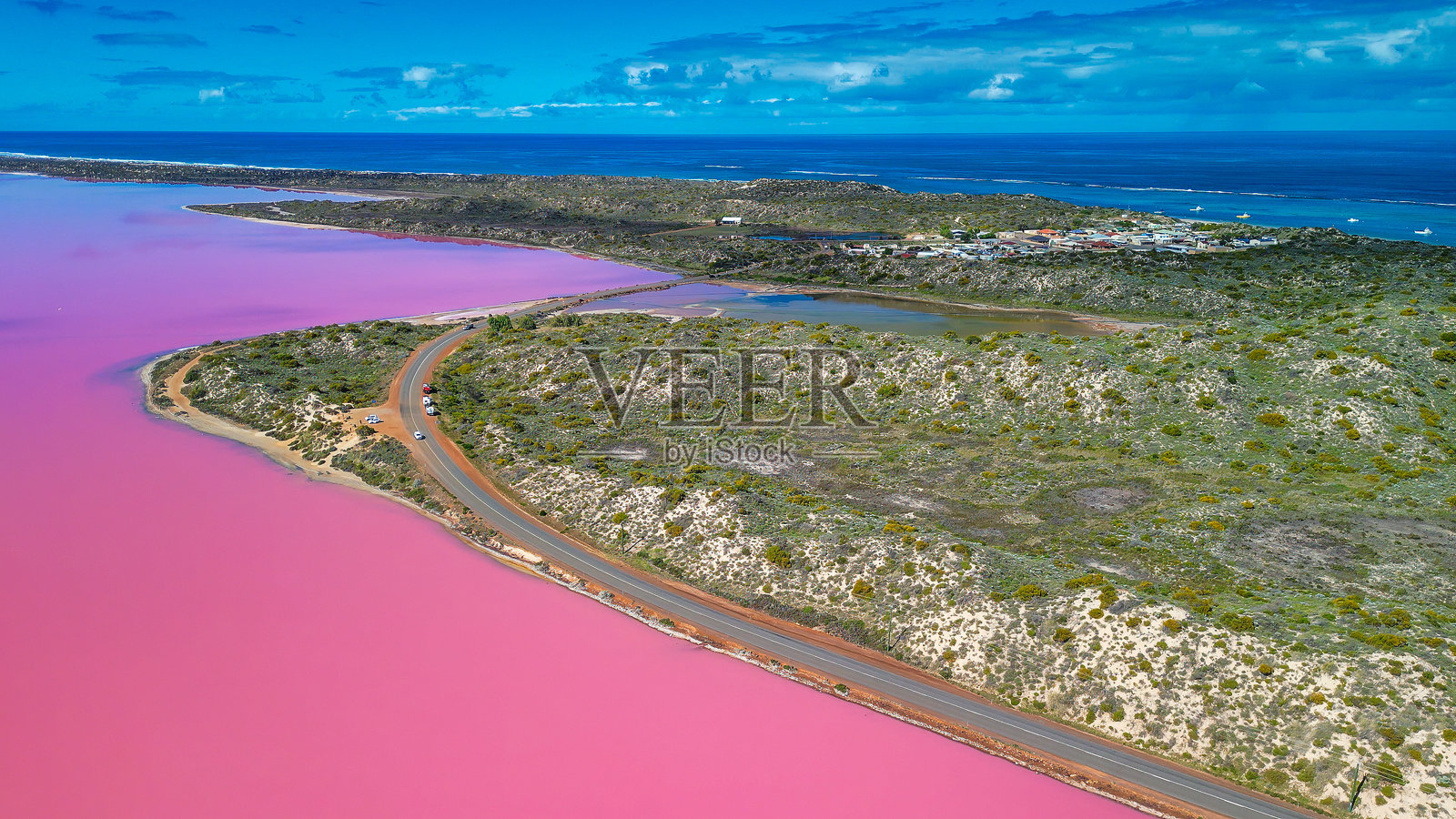 西澳大利亚港格雷戈里的美丽粉色湖泊哈特湖的鸟瞰图照片摄影图片