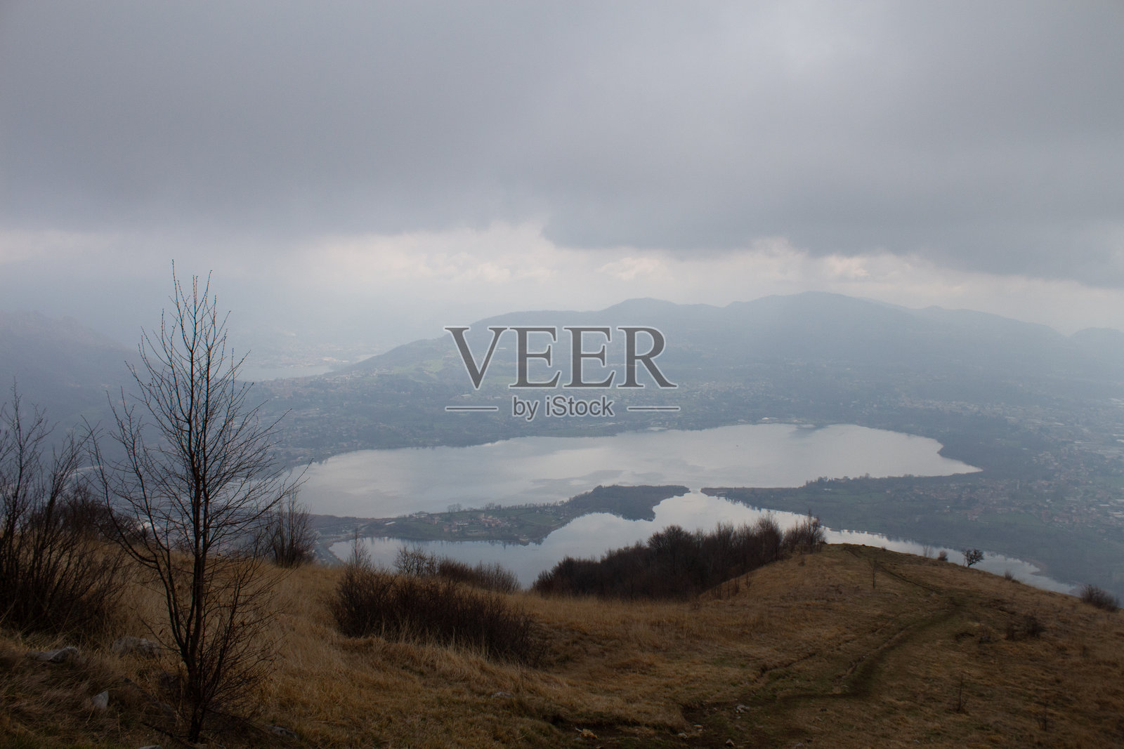 山上的风景照片摄影图片