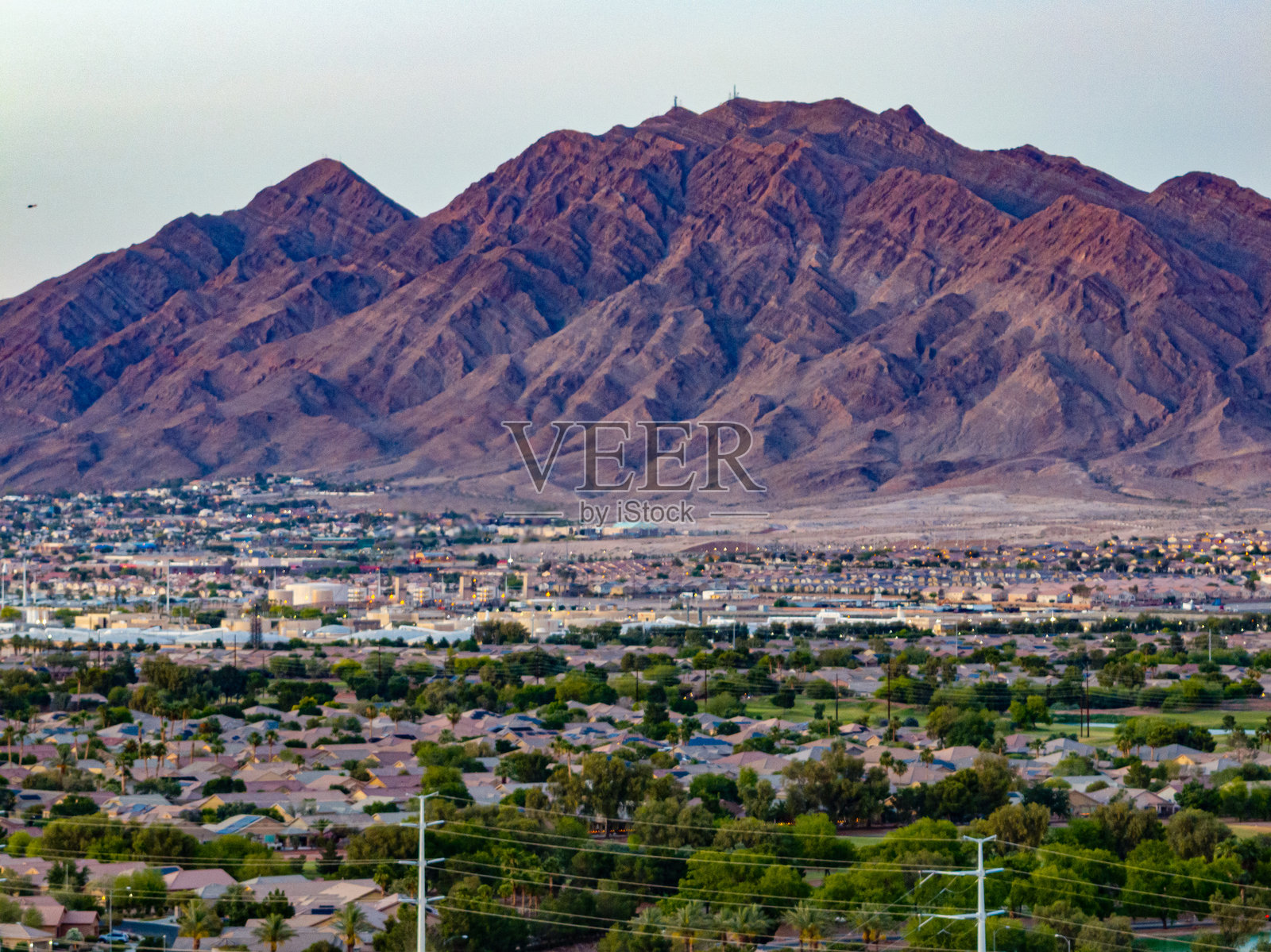 黄昏时分的拉斯维加斯空中视图,内华达州,加拿大照片摄影图片
