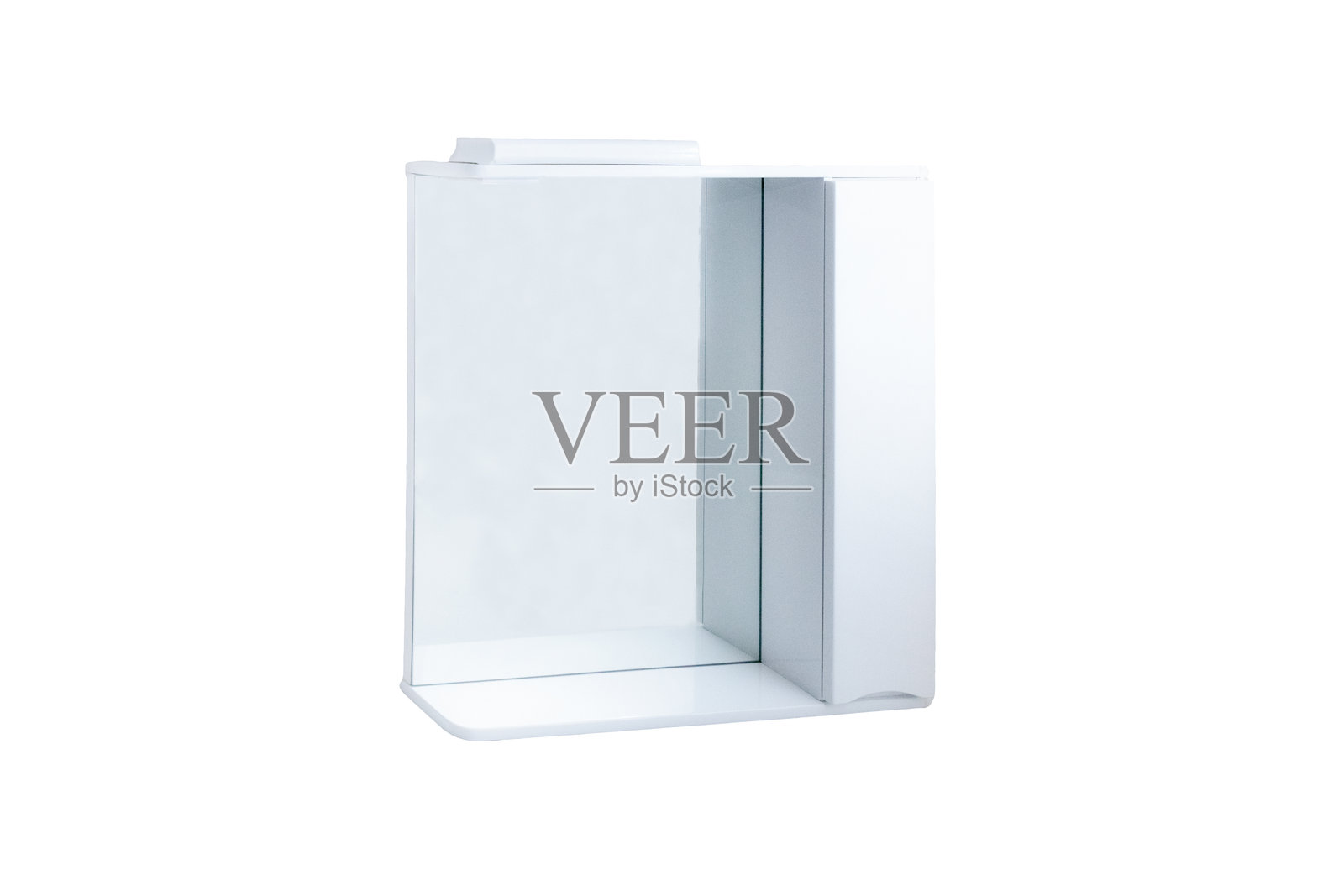 美丽的白色镜子在白色背景上。厨房或浴室中的白色镜子。家中美丽的设计。照片摄影图片