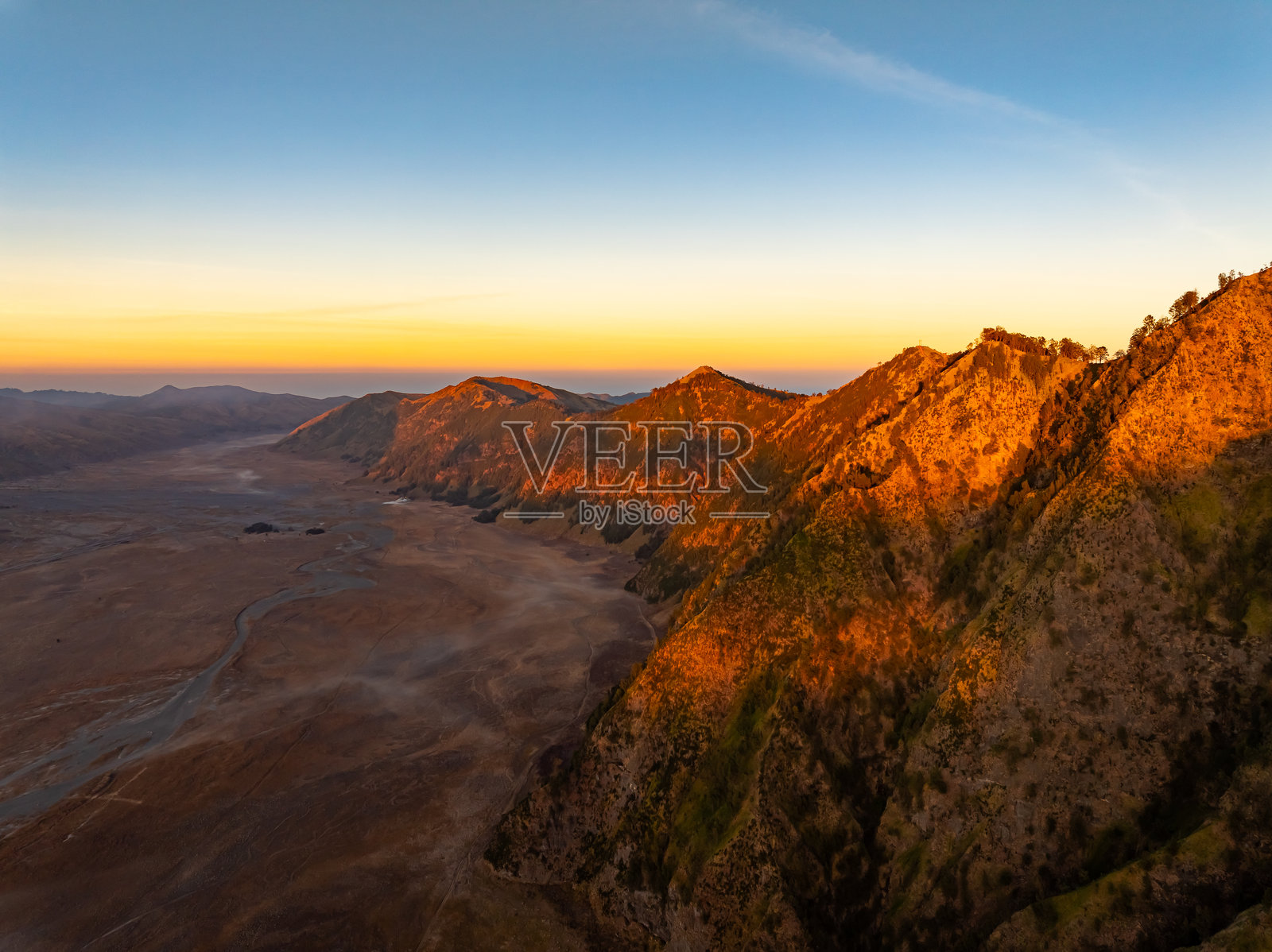 印度尼西亚东爪哇令人惊叹的自然风景。自然风景背景照片摄影图片