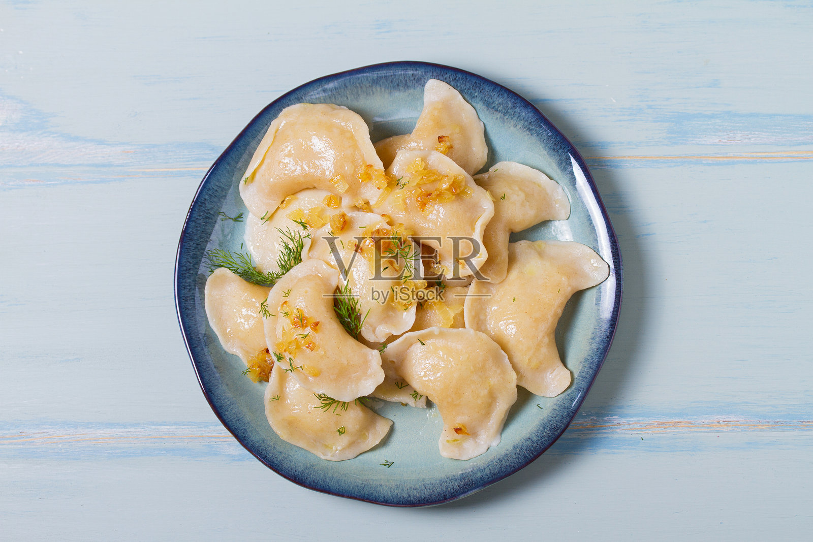 土豆泥馅饺子照片摄影图片