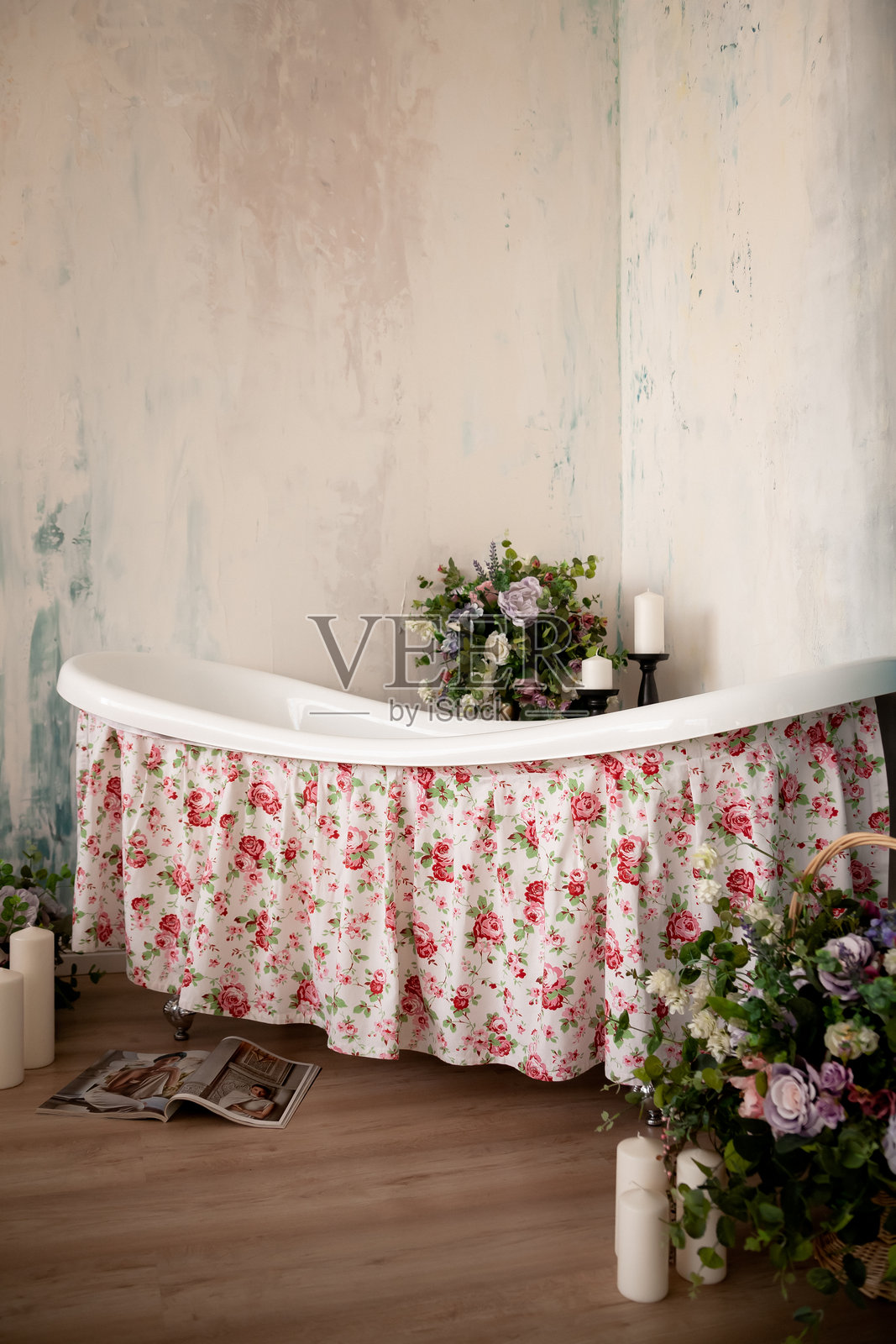 浪漫的浴室放松。自然,放松,度假村照片摄影图片