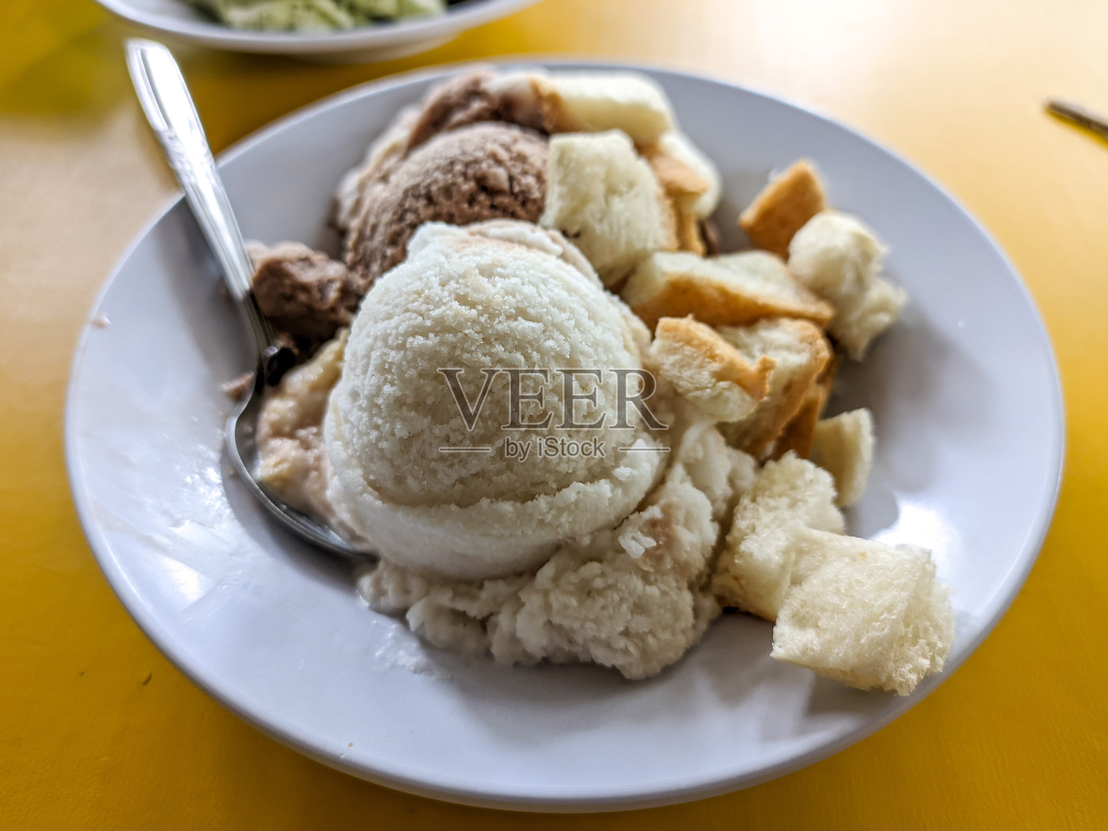 椰奶冰淇淋照片摄影图片