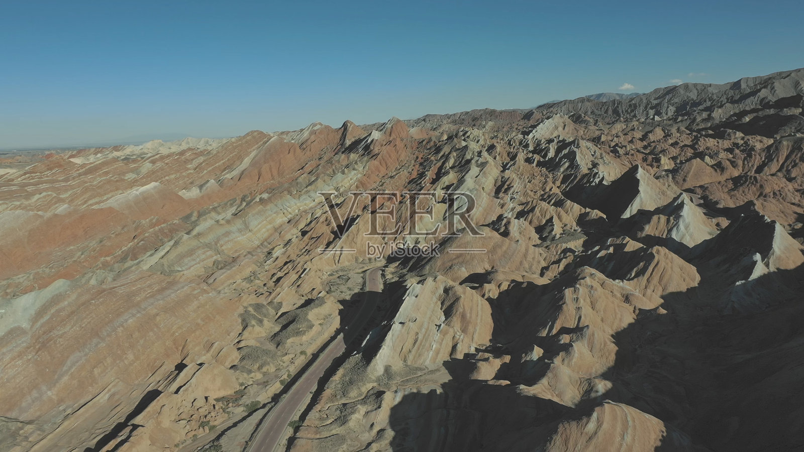 中国甘肃张掖的多彩丹霞风景区,张掖联合国教科文组织全球地质公园。照片摄影图片