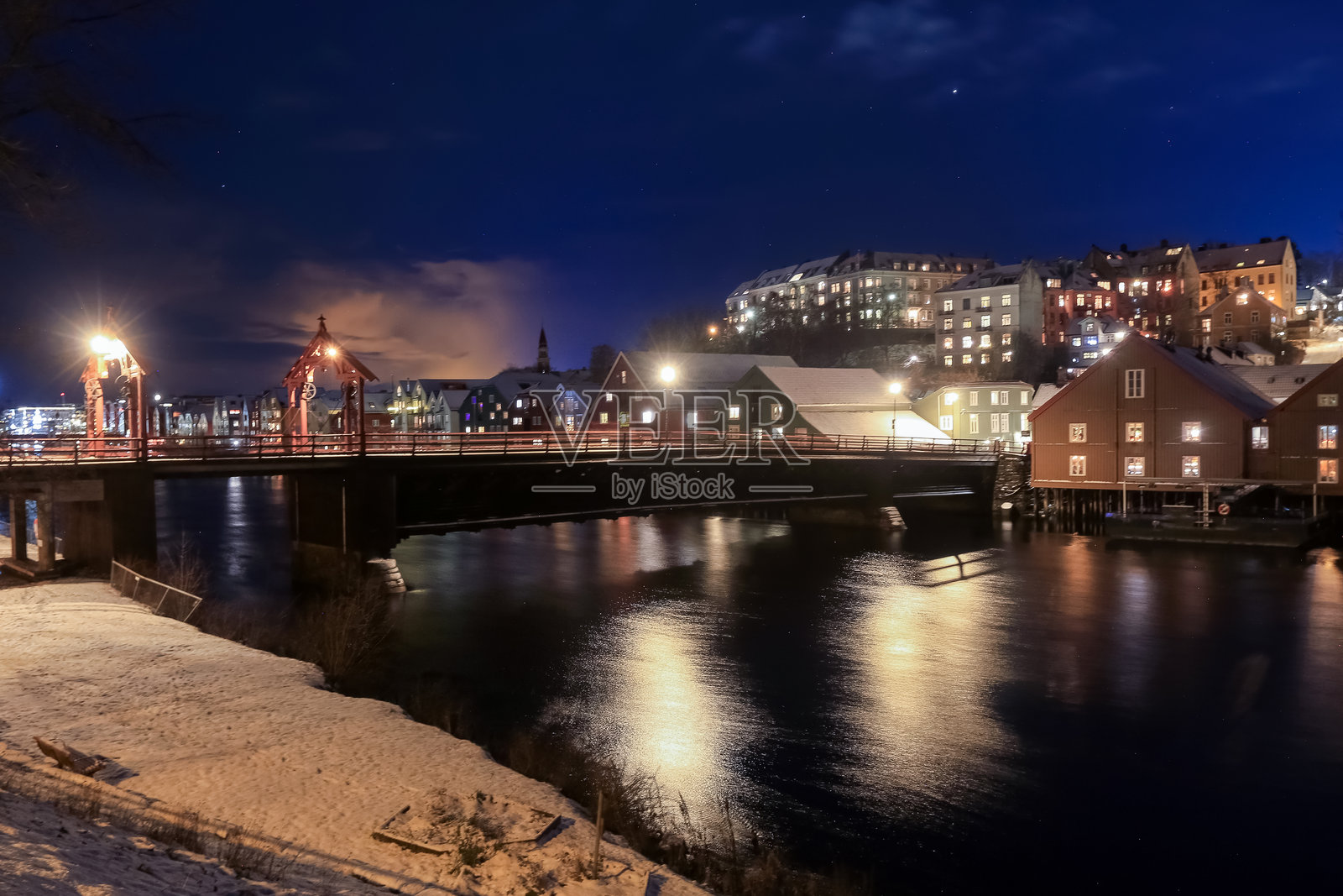 特隆赫姆的老桥(Den Gamle Bybro)照片摄影图片