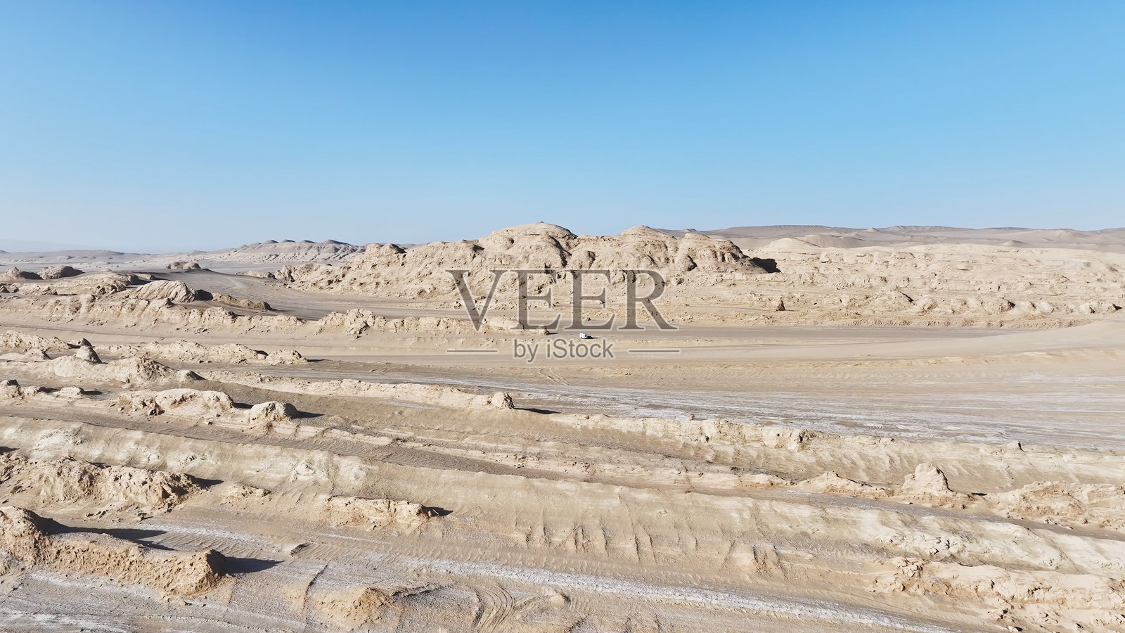 柴达木盆地的雅丹地貌,魔鬼城,中国,亚洲。照片摄影图片