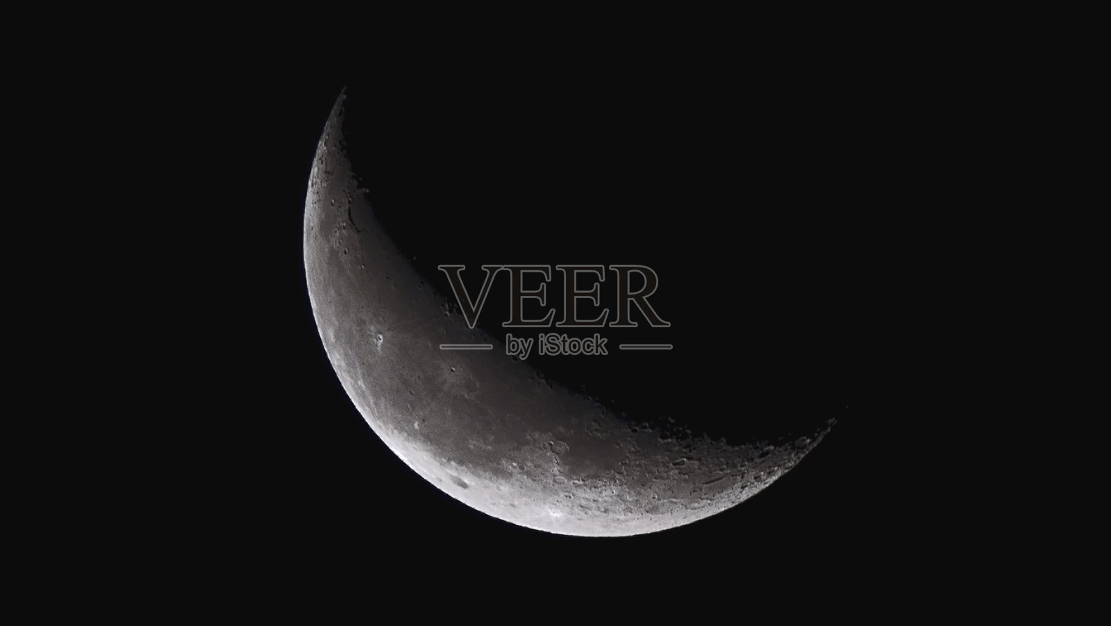 晨曦中的新月照片摄影图片