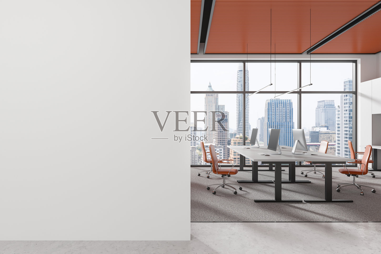 现代办公室内部,空白墙壁和通过大窗户看到的城市景观。3D渲染图照片摄影图片