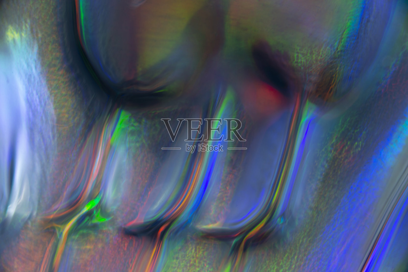 启迪之水晶杯与彩色光芒的图像照片摄影图片