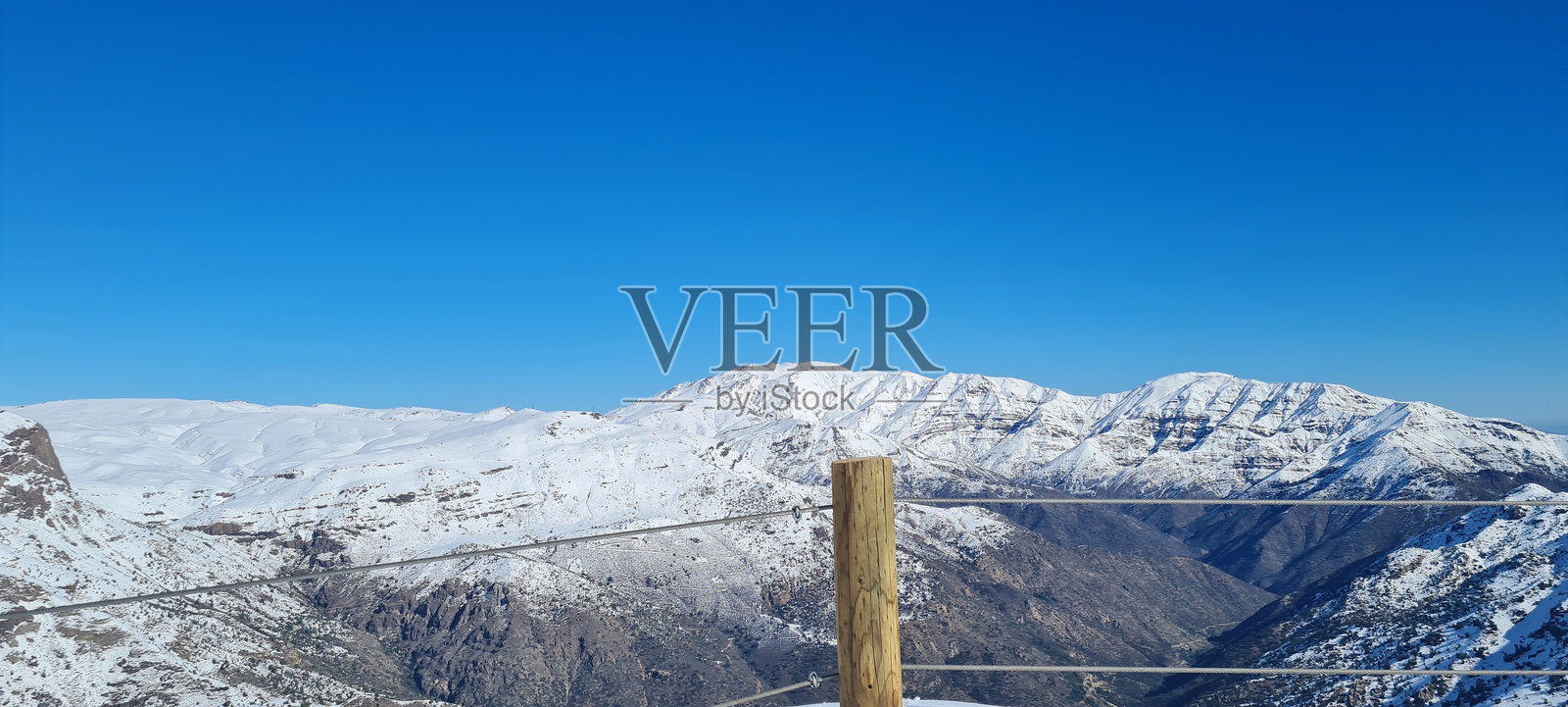 雪山与天空照片摄影图片