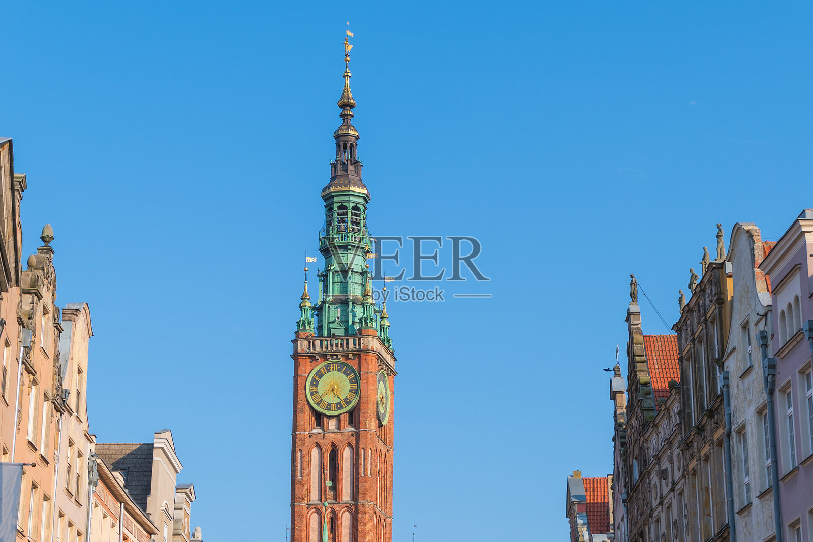 格但斯克市政厅,一座历史悠久的市政建筑。照片摄影图片