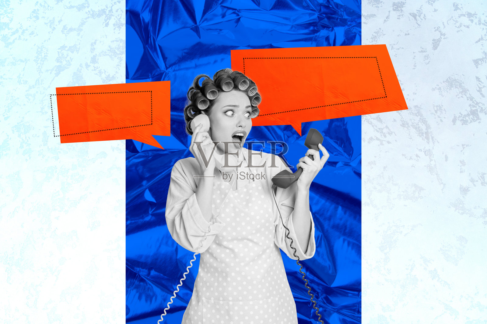 惊讶的女管家手持电话听筒,进行电话营销的独特艺术横幅拼贴,配有多任务气泡和复古风格。照片摄影图片