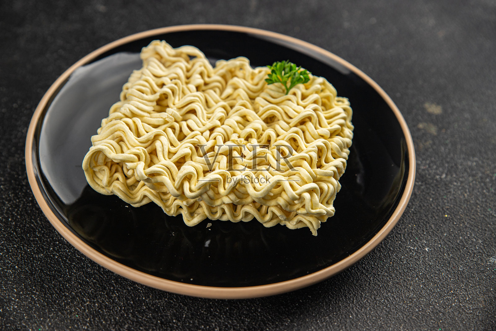 即食面生鲜快餐美味食品菜肴美味的美食背景在桌子上乡村风格的食物俯视图留白空间照片摄影图片