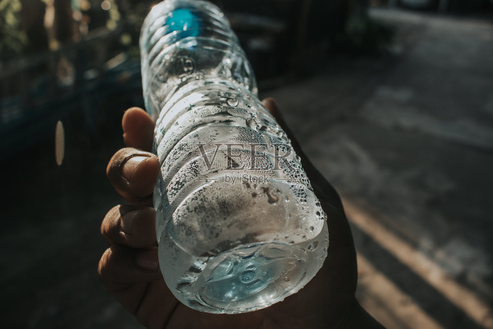 冷水瓶照片摄影图片