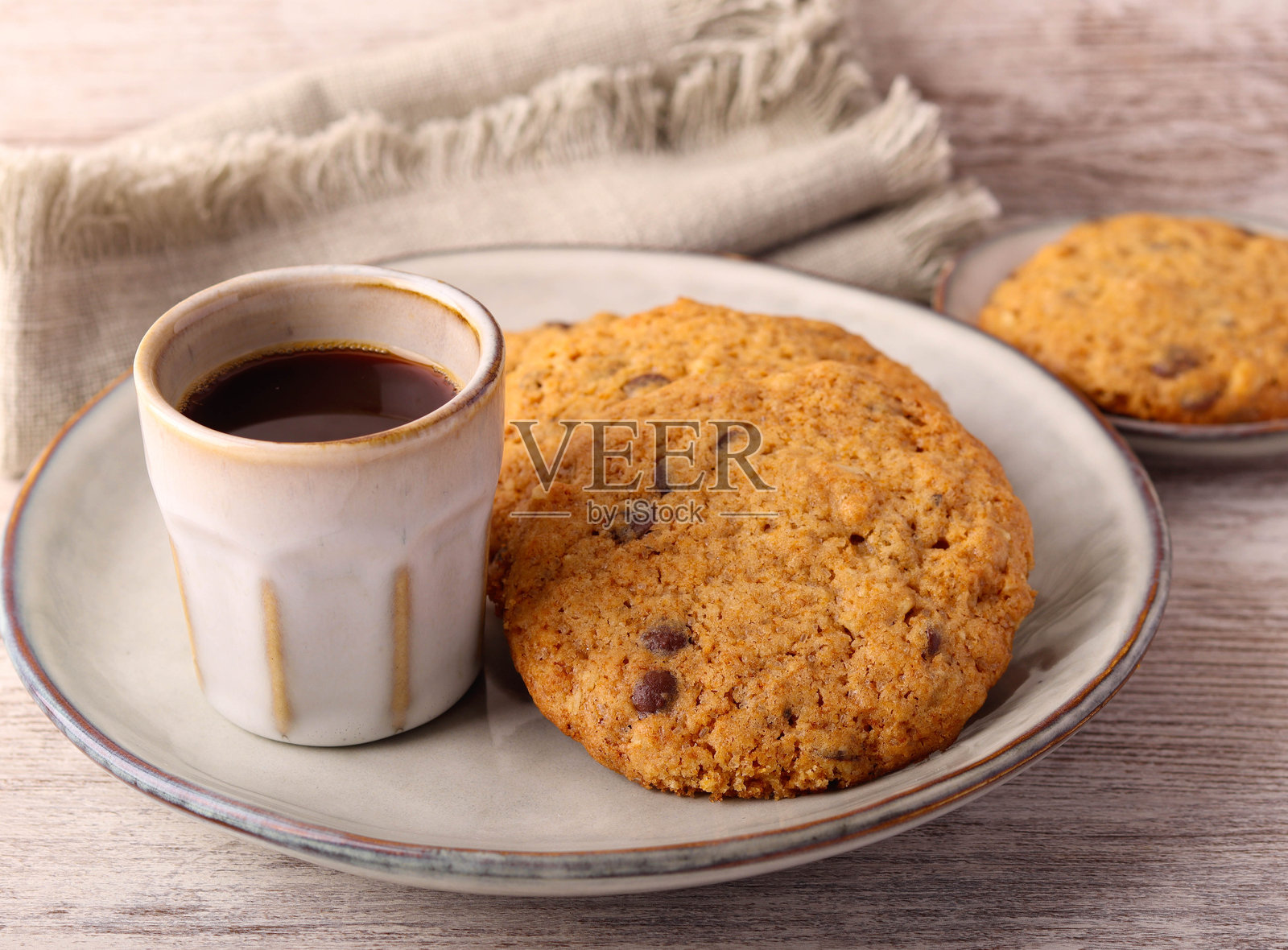 巧克力核桃饼干照片摄影图片