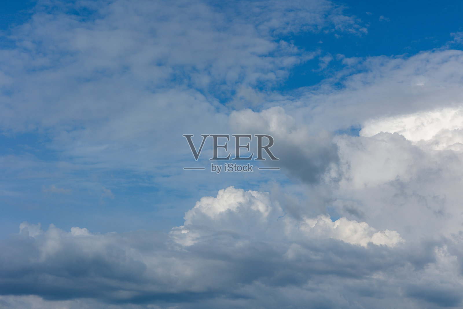 戏剧性的天空和云彩照片摄影图片