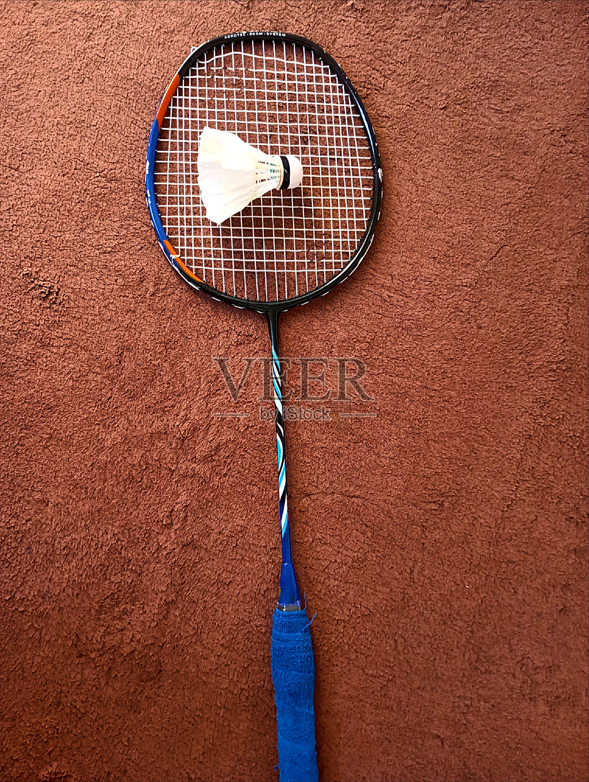 球拍坏了照片摄影图片