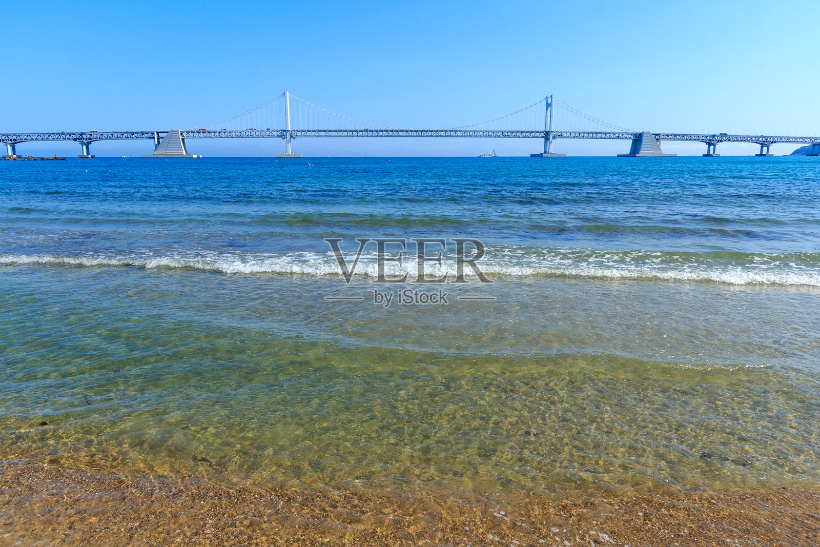 釜山的广安里海滩和海景照片摄影图片