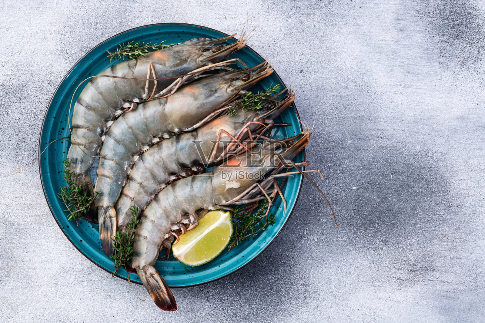 生猛的大虎虾(国王虾)摄影。俯视图照片摄影图片