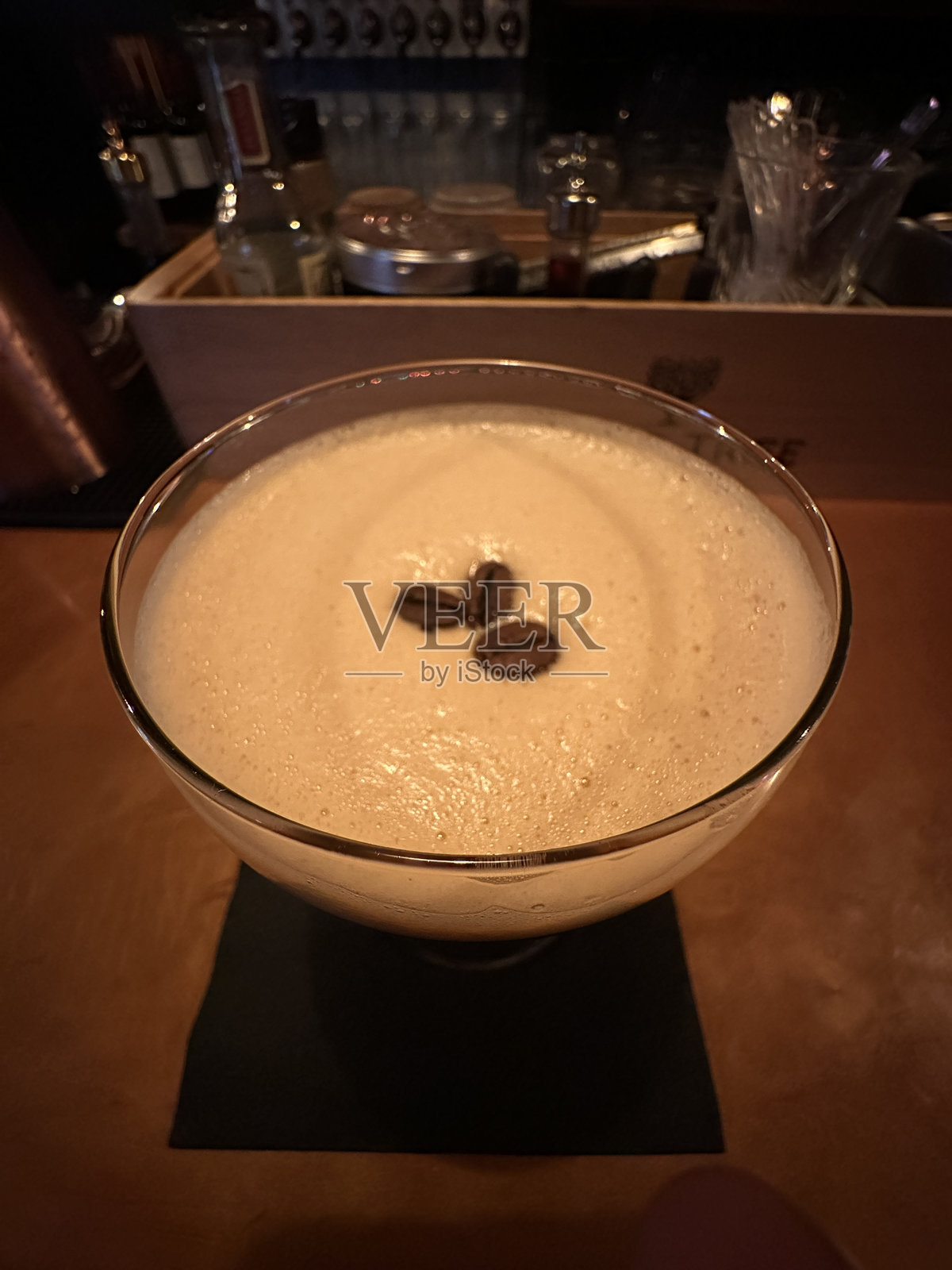 浓缩咖啡马提尼照片摄影图片