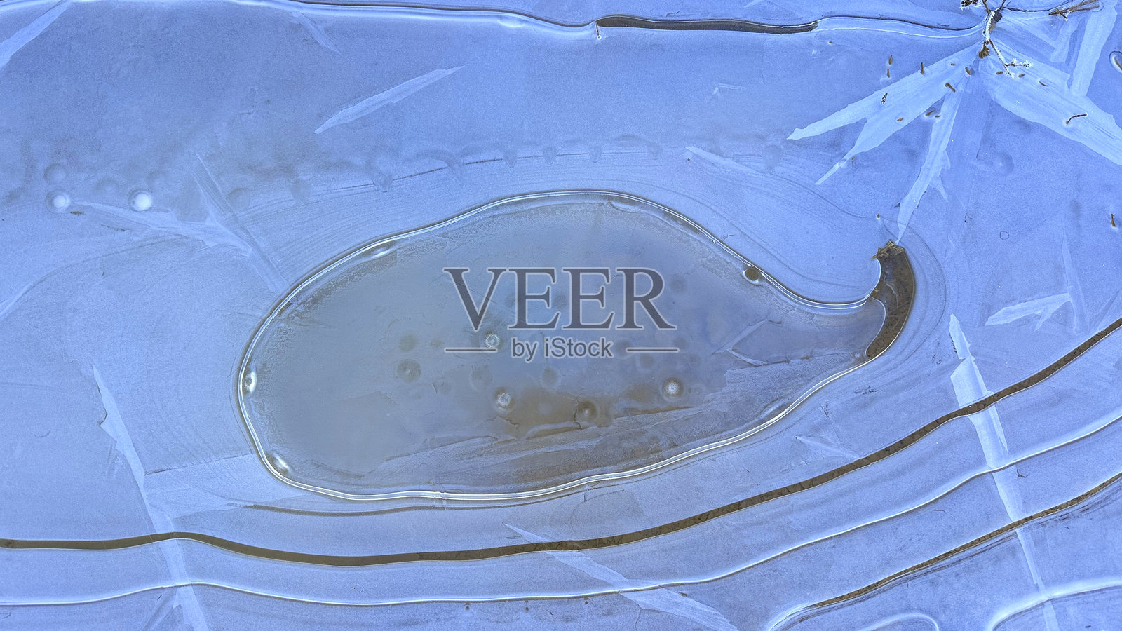 冰浮中自然形成的奇特几何形状照片摄影图片