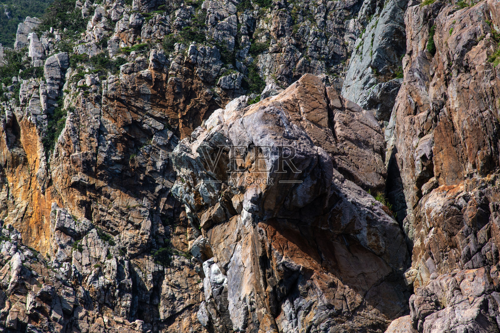 悬崖上的岩石照片摄影图片