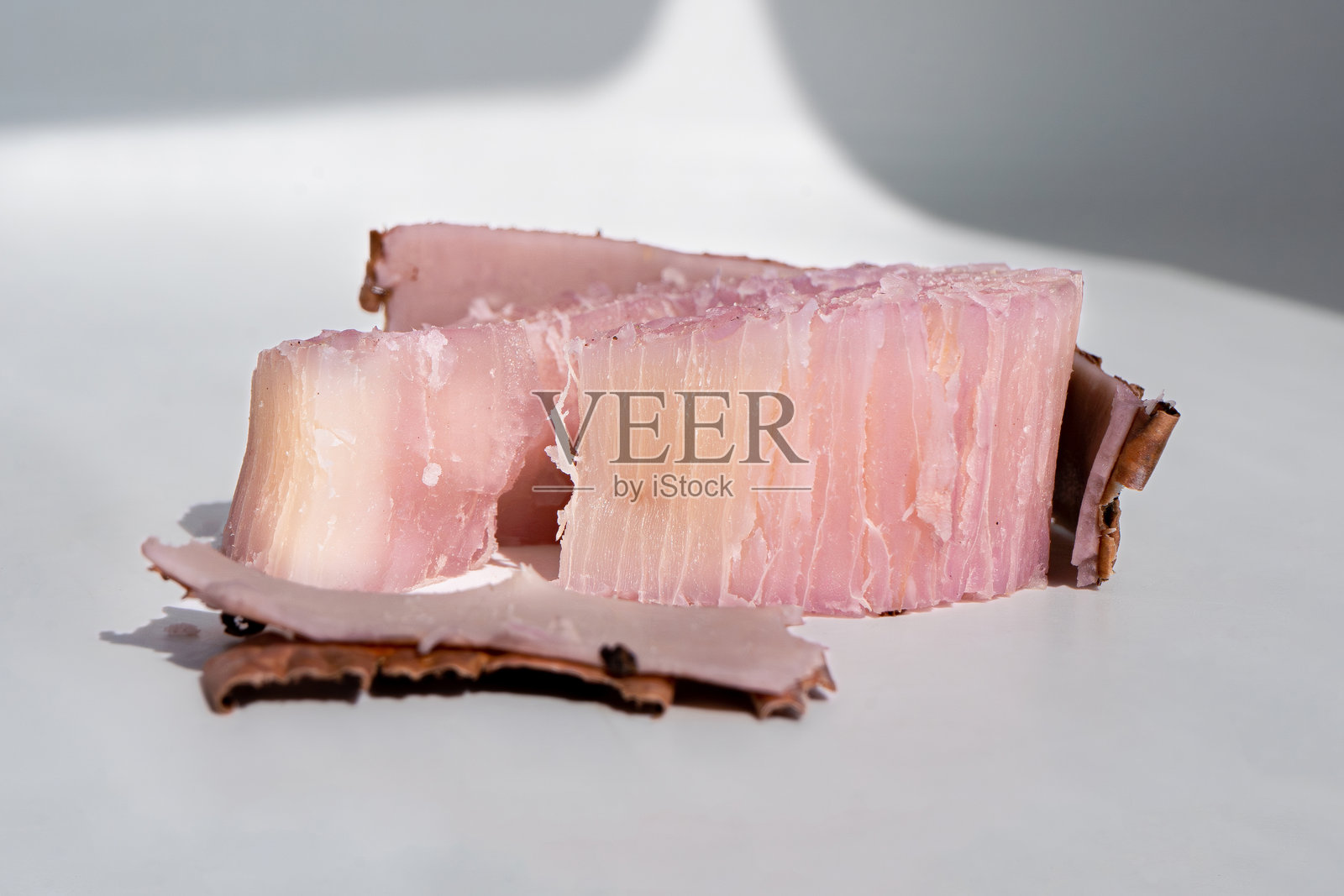 健康概念的甘薯和山药根纤维蔬菜,孤立展示照片摄影图片