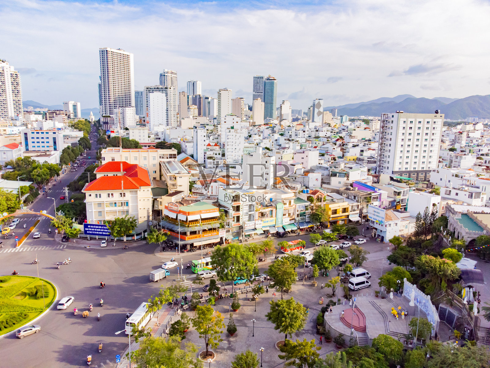 城市景观。照片摄影图片