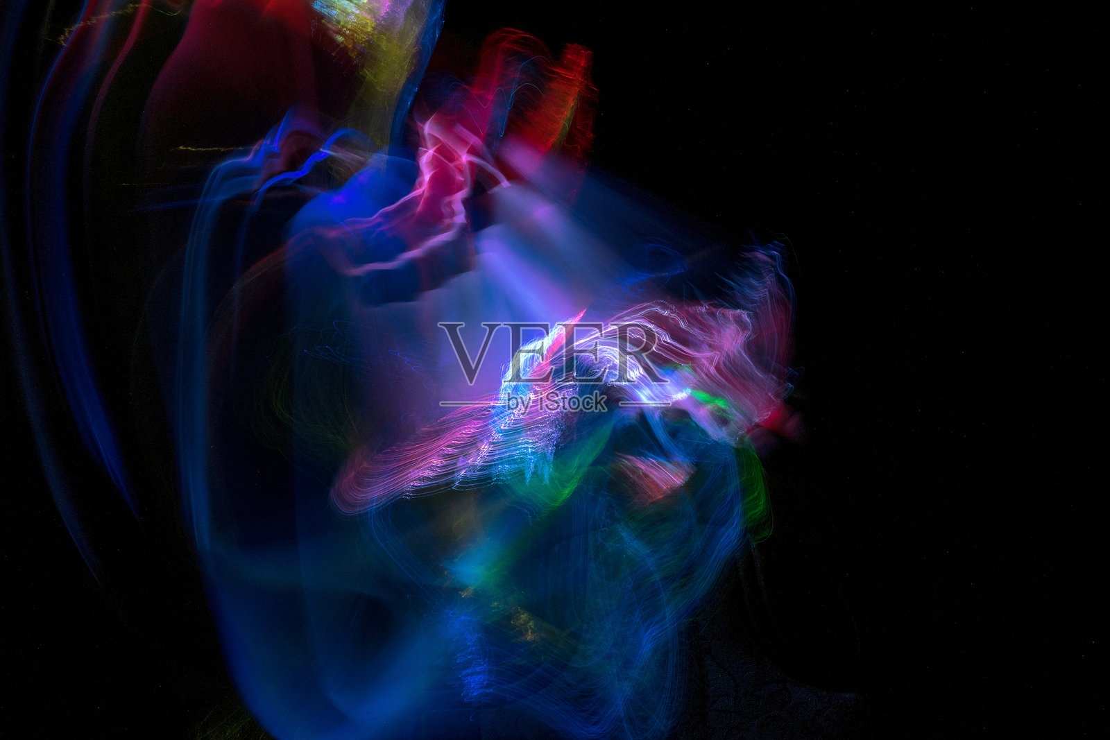 光的幻想,模糊的、美丽的和多彩的光绘,抽象的光线和轮廓,光的纹理照片摄影图片