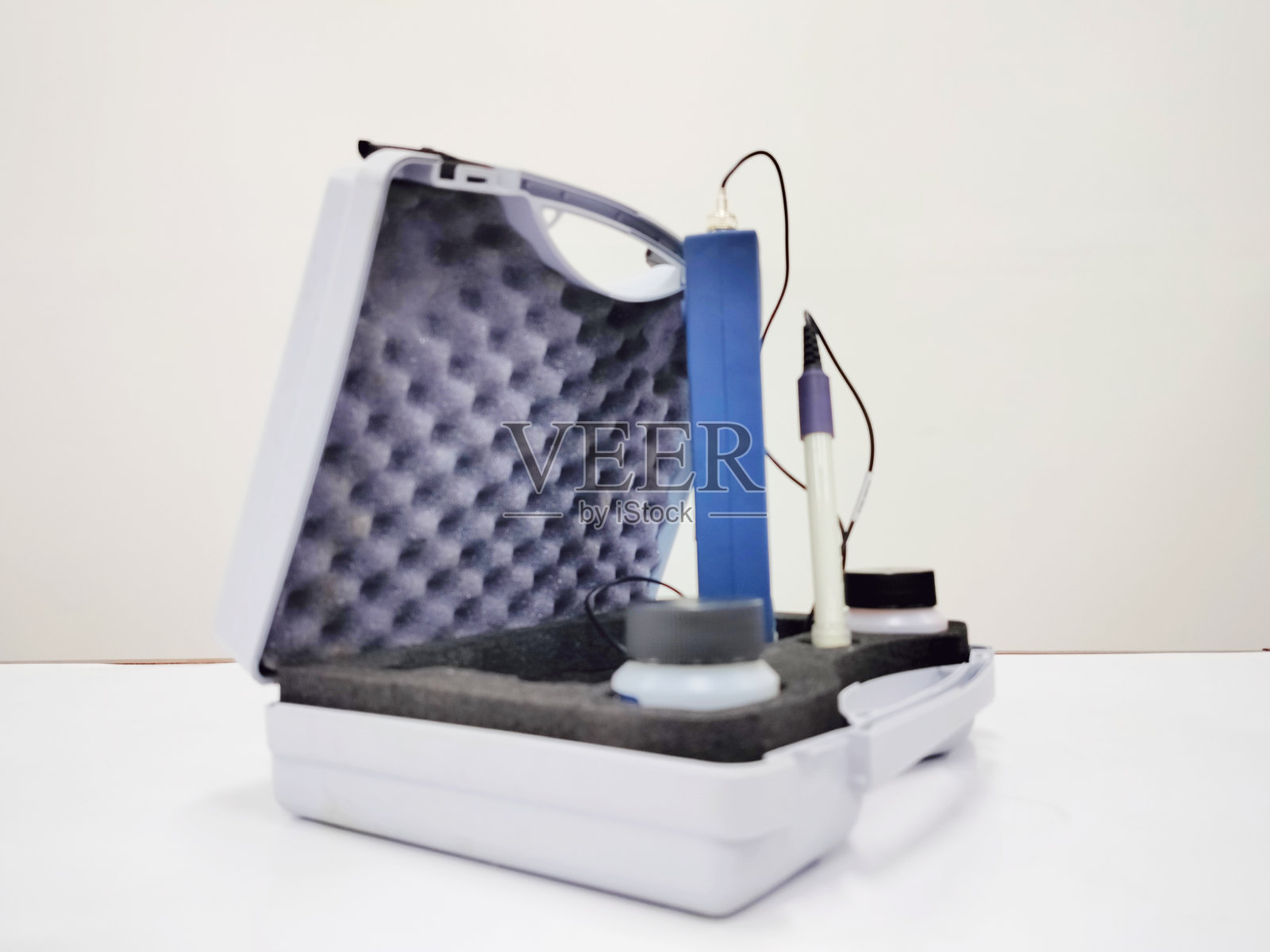 便携式分析仪器照片摄影图片