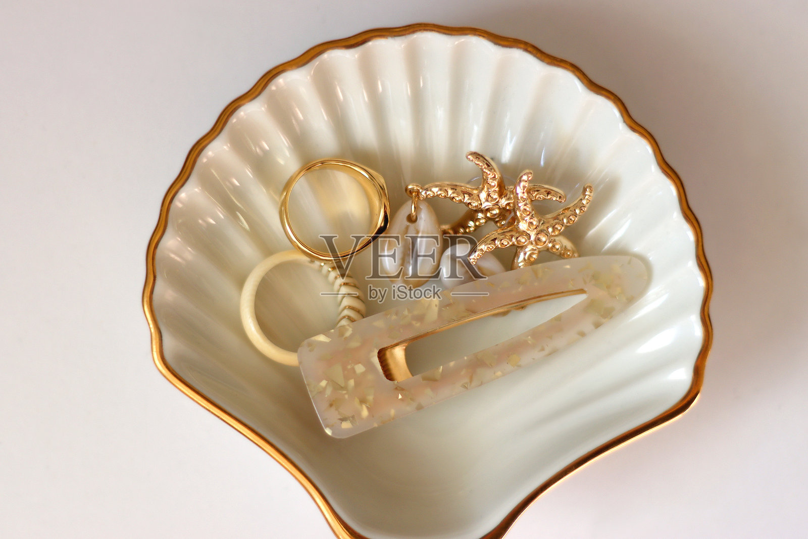 贝壳饰品和配件照片摄影图片