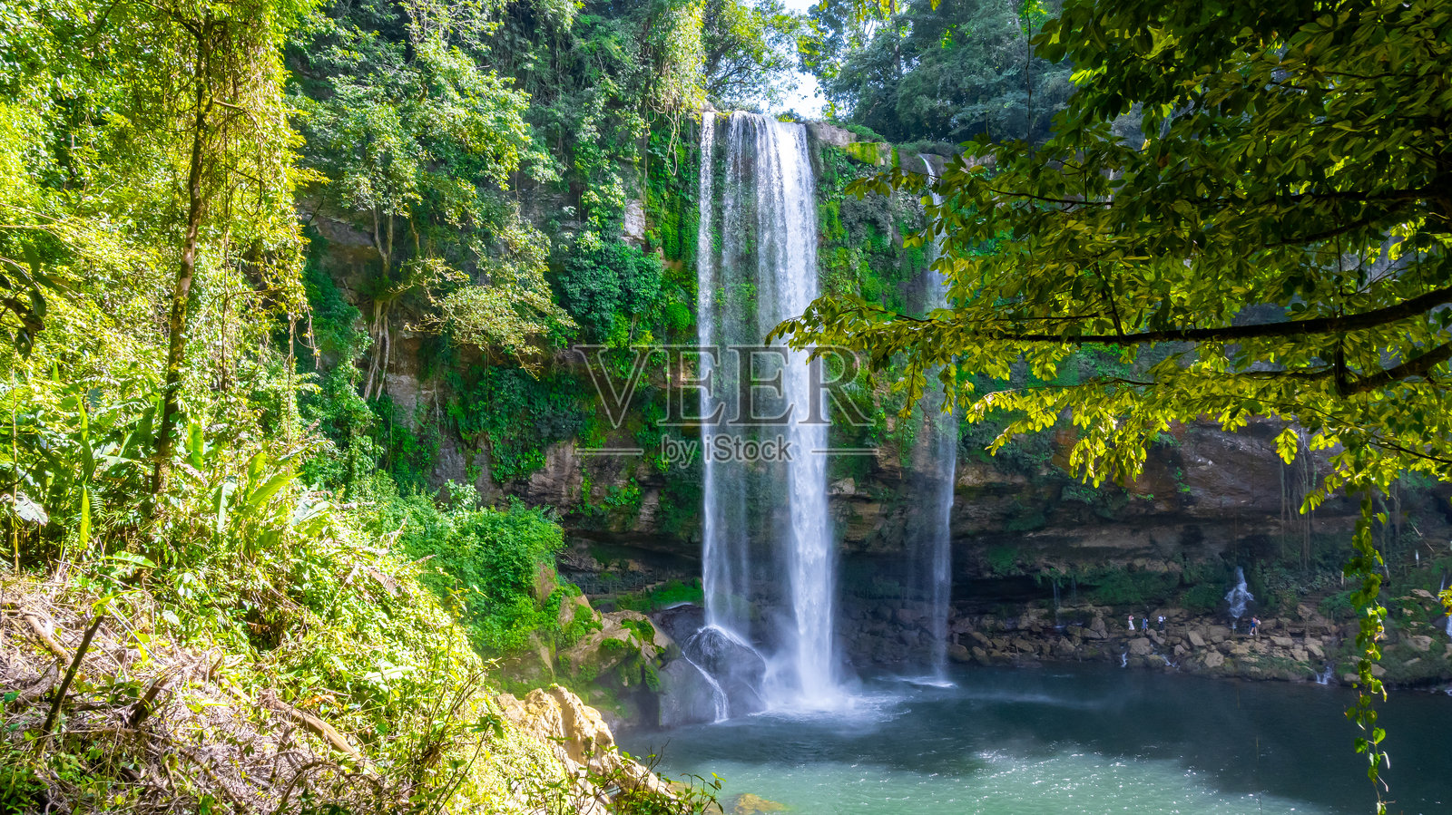 墨西哥恰帕斯州的米索尔哈瀑布风景照片摄影图片