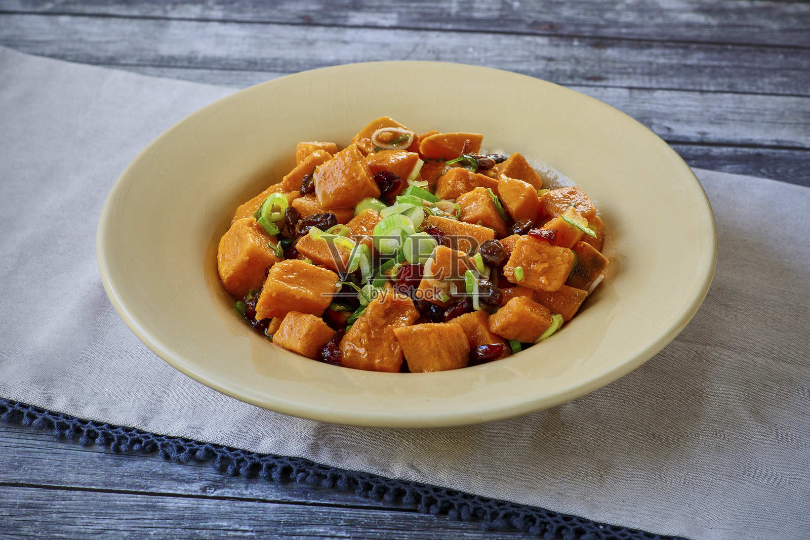 红薯沙拉照片摄影图片