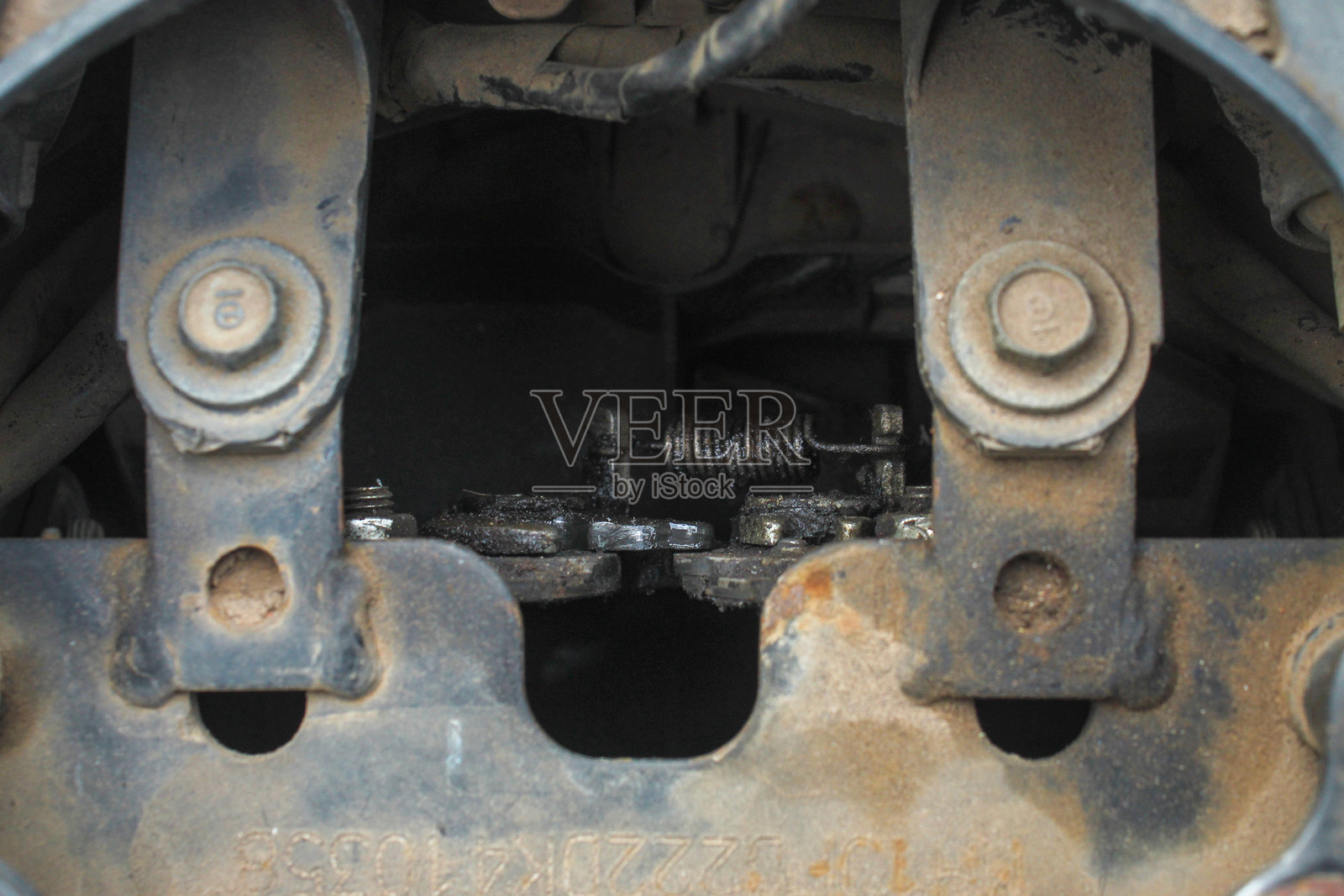 摩托车座椅挂钩的特写照片摄影图片