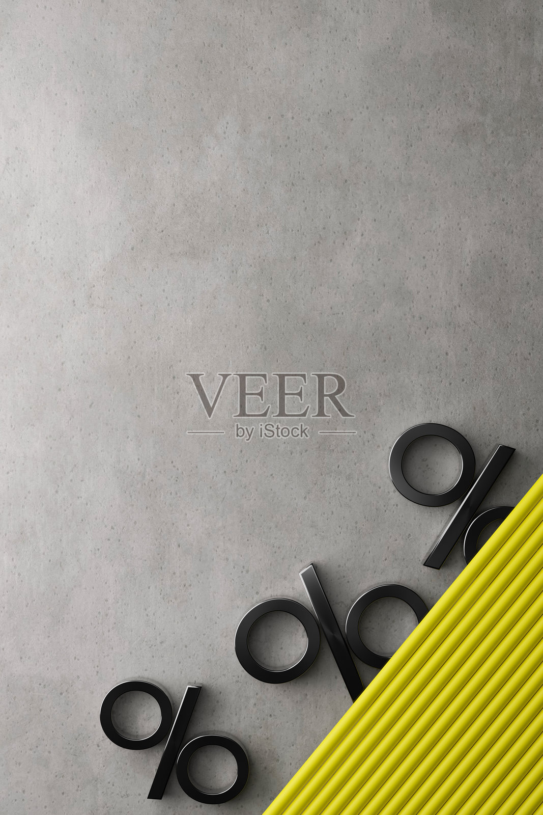 明亮的黄色管子与灰色背景形成鲜明对比,展示了以吸引人的方式排列的黑色百分比符号,非常适合现代空间中的促销销售布置。留白。3D效果。照片摄影图片