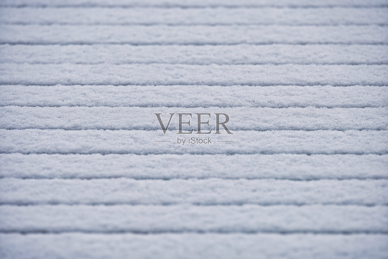 抽象构图 - 桌子上的雪照片摄影图片