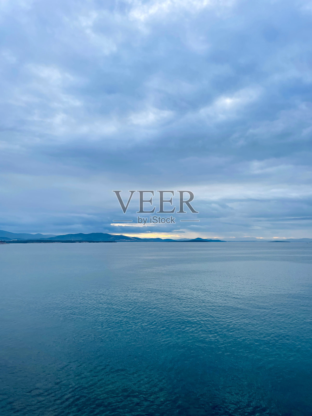 自然 天空 海洋 云彩 太阳 沙滩照片摄影图片