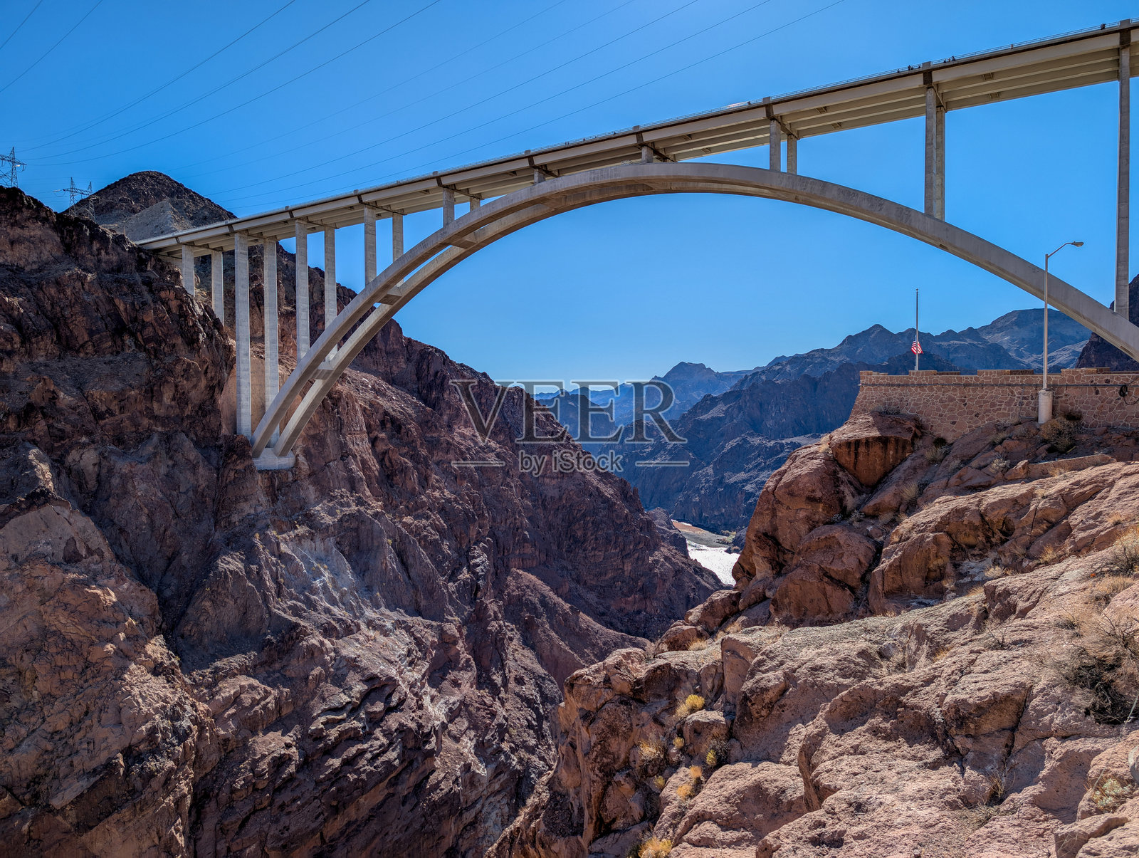 黑峡谷与胡佛大坝旁路桥照片摄影图片