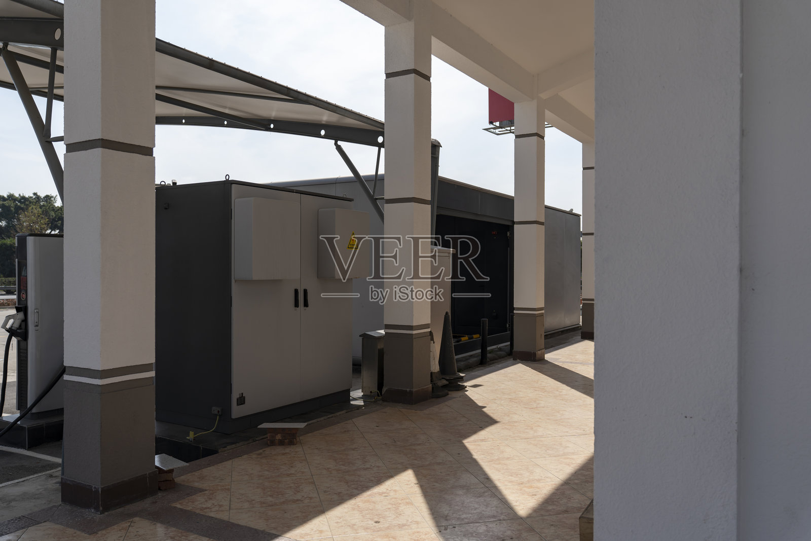 充电站的变压器照片摄影图片