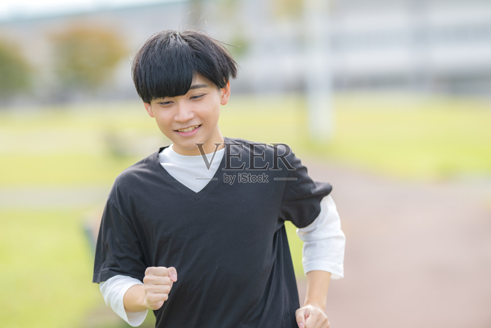 跑步的人照片摄影图片