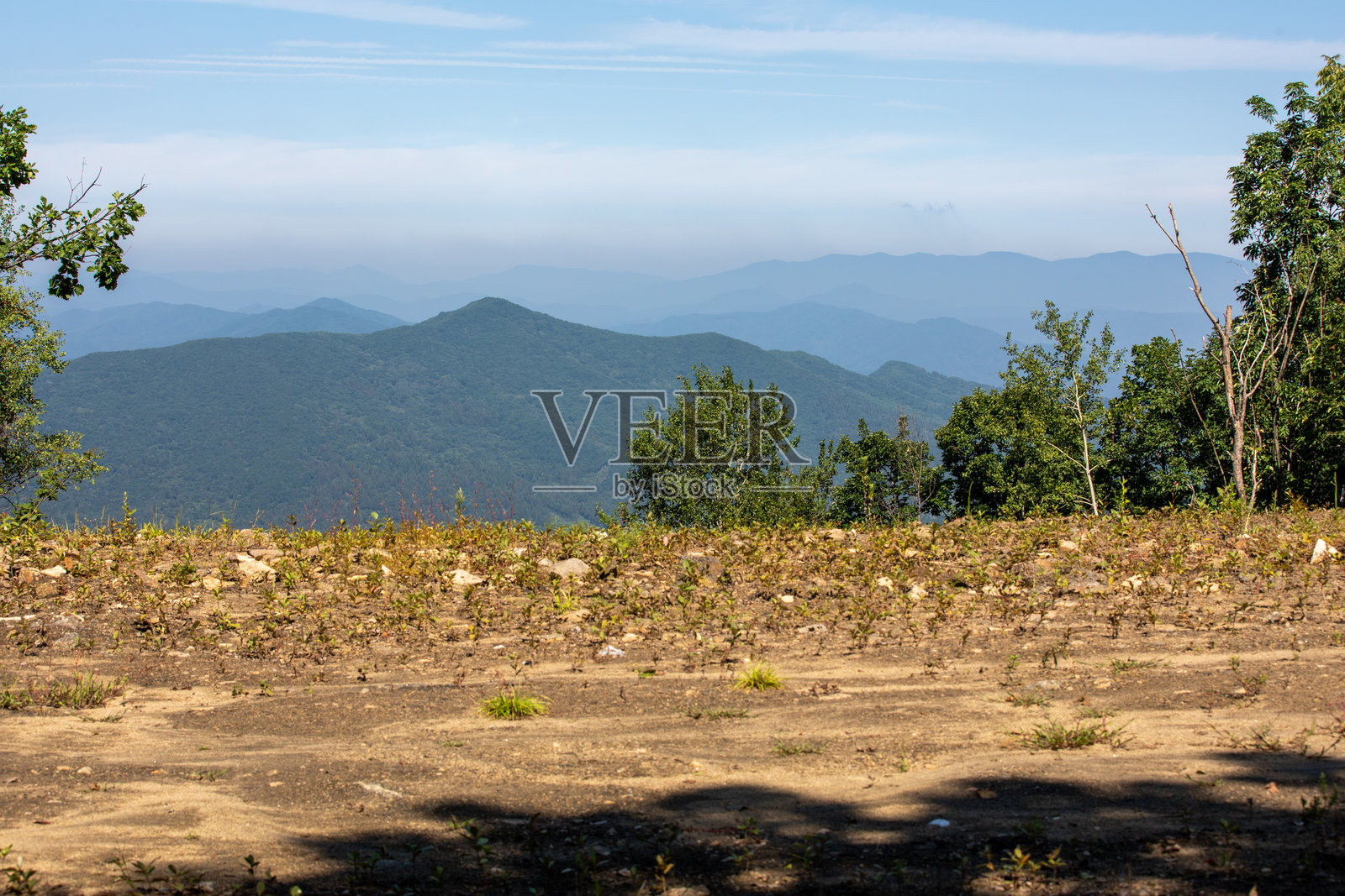 山顶视野照片摄影图片