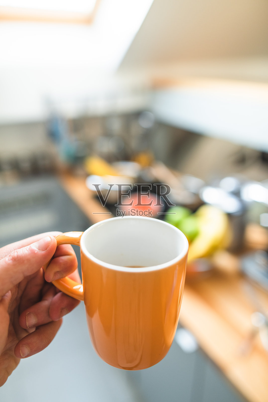 在家喝咖啡照片摄影图片