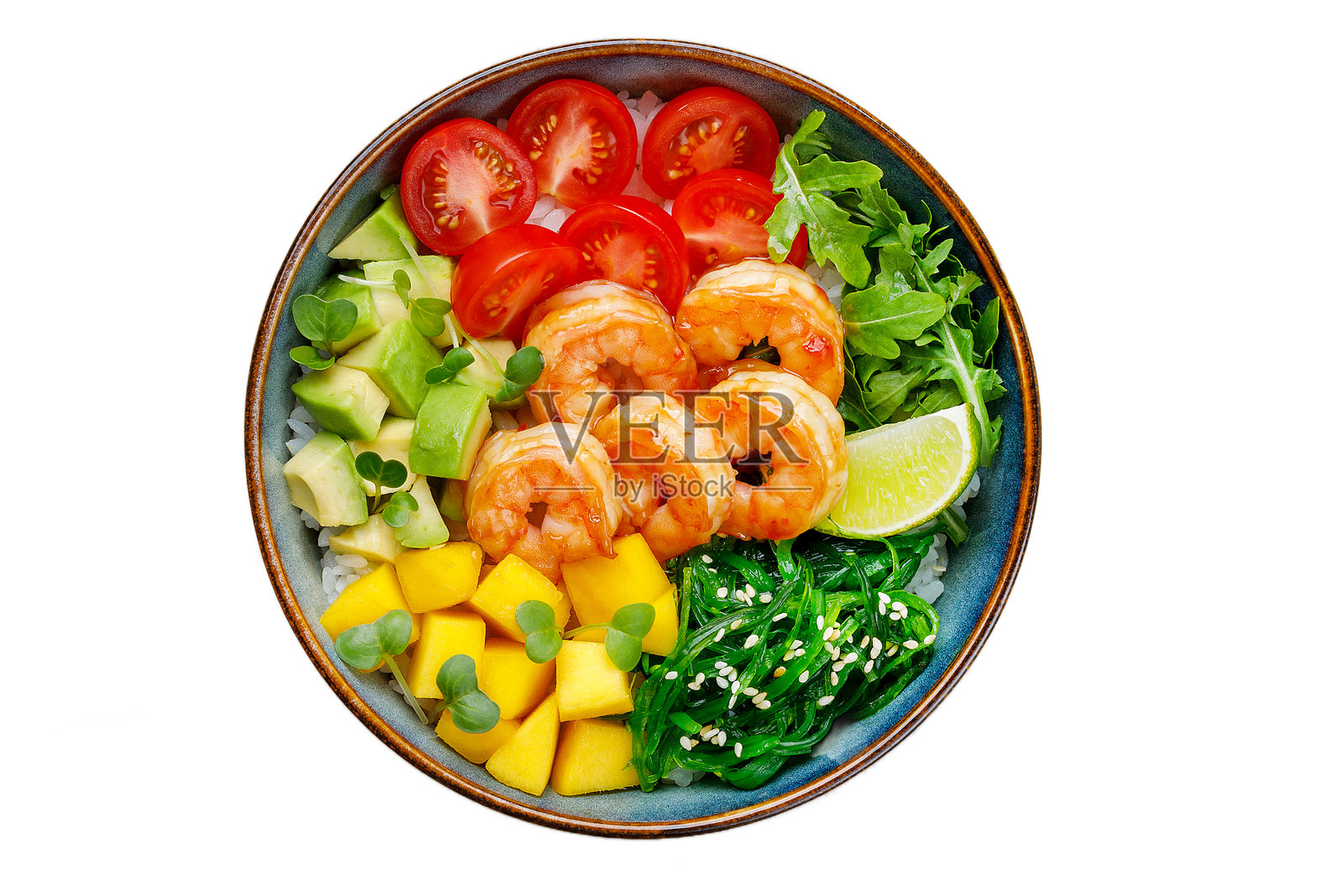 红虾和蔬菜的波克碗。俯视图。特写。高质量照片照片摄影图片