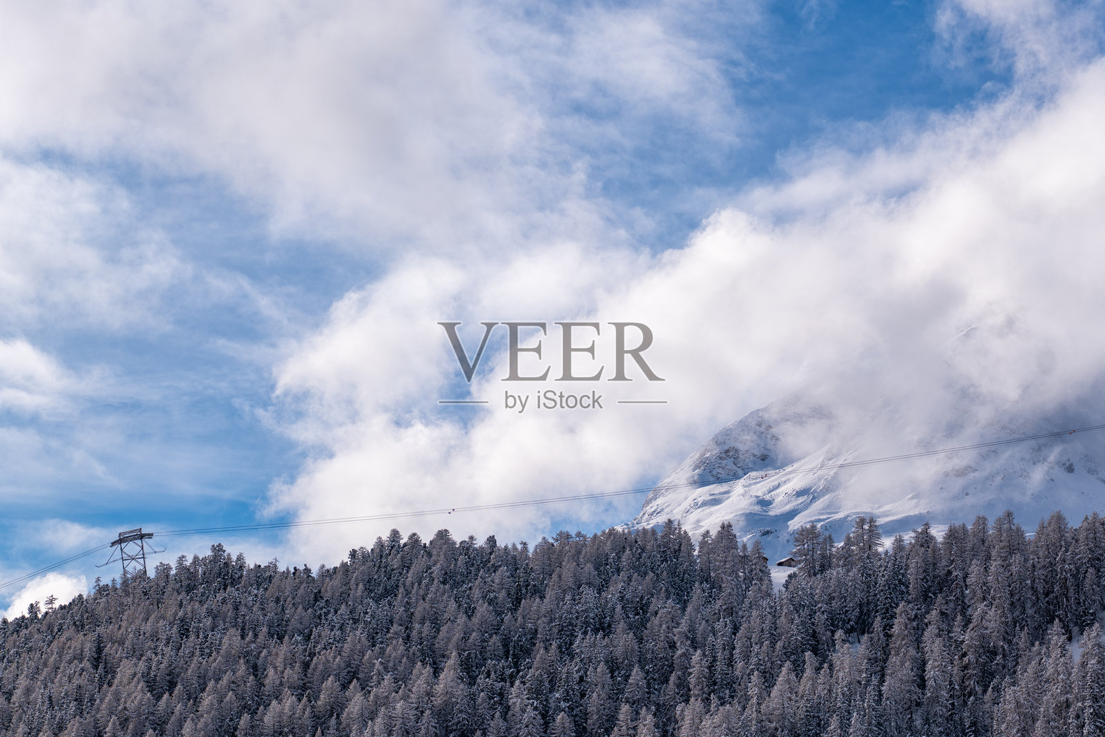 圣莫里茨阿尔卑斯山的雪景照片摄影图片