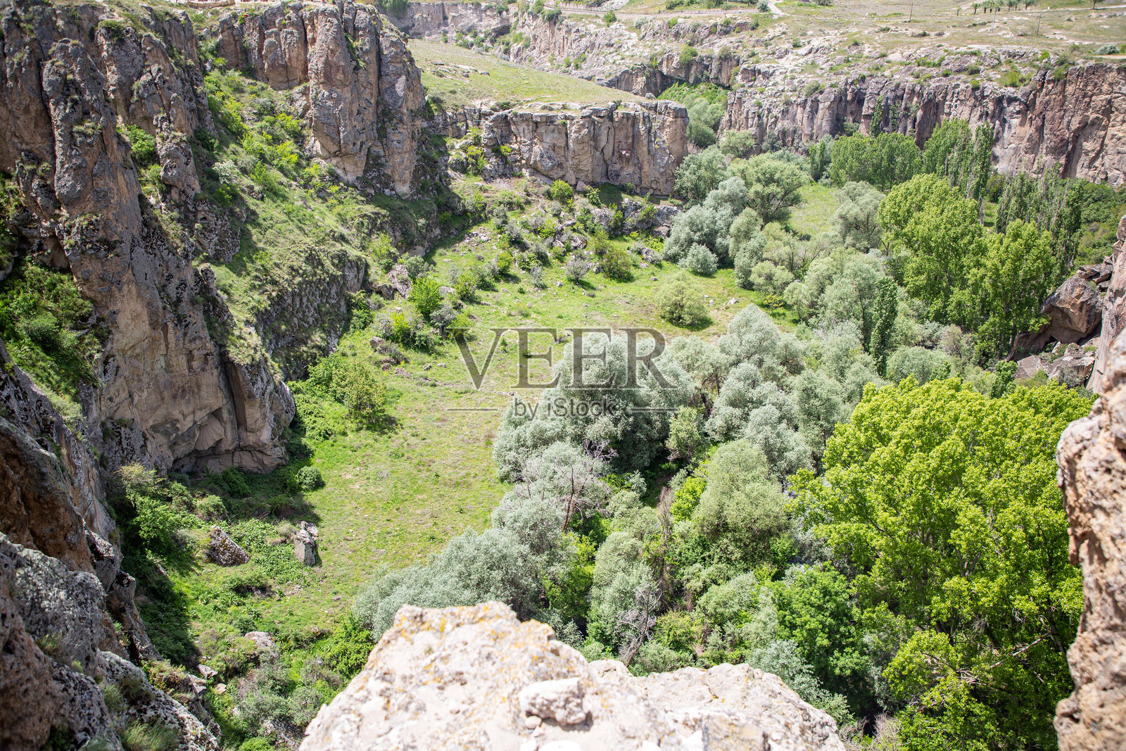 土耳其卡帕多奇亚美丽的伊赫拉拉谷风景。照片摄影图片