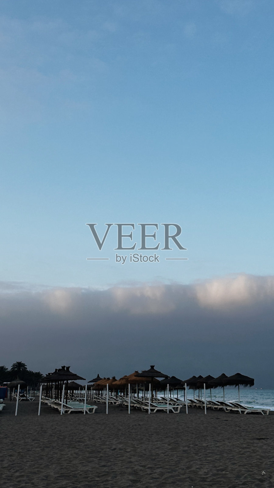 马拉加海滩照片摄影图片