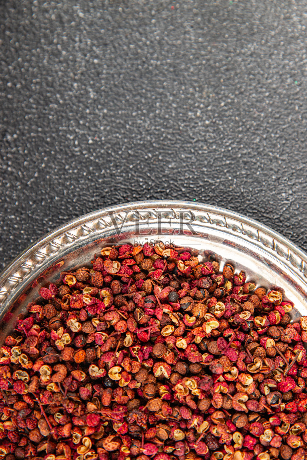 四川花椒香料新鲜美味的美食背景,桌面上的乡村风格美食俯视图,留白空间。照片摄影图片